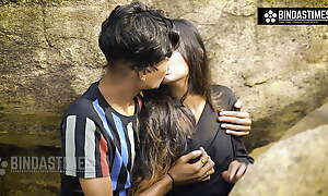 Oh Dear Mountain Little shaver Fucks His Girlfriend Sudipa In be passed on Jungle Openly ( Hindi Clear Audio )