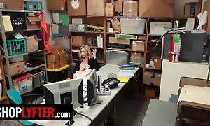 Shoplyfter - In bad shape Blonde Zoe Parker Regrets Filching After Officer Drills Her Pussy In The Backroom