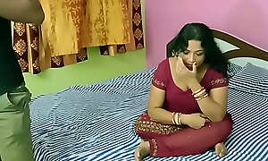 Indian Hot xxx bhabhi having sex with small penis boy! She is sob happy!