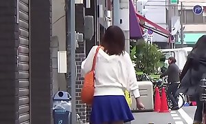 Japanese teen hos pissing