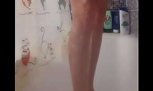 Busty Teen Wash their way Veritable Feets in Shower