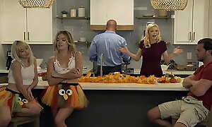 Thanksgiving teen stepsisters Katie Kush and Jessie Saint filling