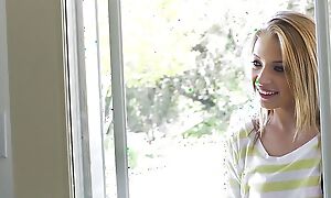 NAUGHTY AMERICA - Alyssa Brand is a Order of the day Sugar Babe