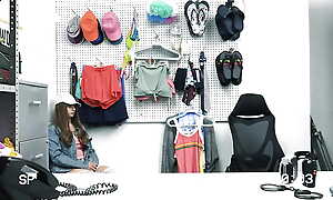 Shoplyfter - Grotty Girl Tries To Shoplift Foreign The Wrong Store And LP Officer Teaches Her A Lesson