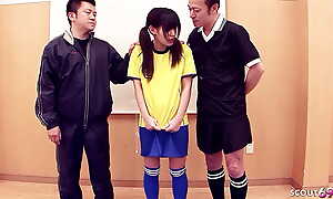 Petite Japanese Schoolgirl inveigle encircling Double Creampie Lovemaking in 3Some by grey Guys