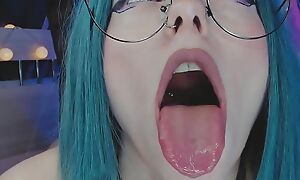 Alyssa Kasatka capital punishment ahegao and asks to cabinet her cum!
