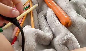 Remake: 17 pens, a carrot and dramatize expunge cable