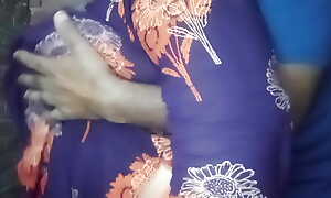 Indian stepmom and stepson shawar lively hot
