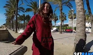 Babe gets fucked in the first place a public beach 1
