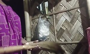 Desi housewife got hard fucked in doggy style with husband