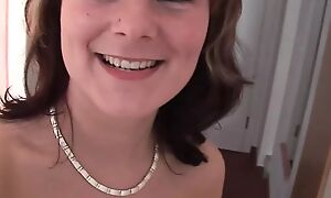 German camgirl has pretext date with a user!