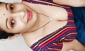 Hot Indian Bhabhi Ne Chut Me Fingering Kar Pani Nikala (Hindi Audio)