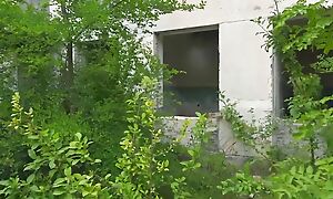 HUNT4K. Blue Russian slut got horny and cheated surpassing the brush boyfriend with a stranger in public
