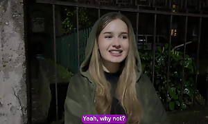 Are you sure your boyfriend wouldn't mind? Comatozze fucks Fan