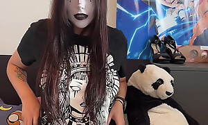 GERMAN GOTH MOMMY gives you a Invitation